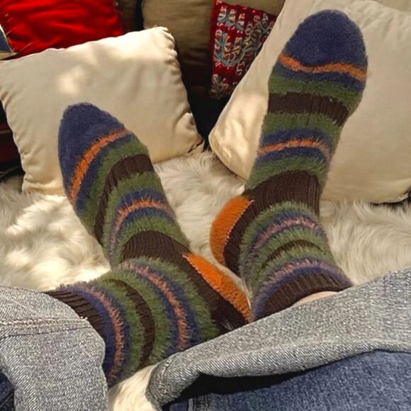 🆕️Cozy Fuzzy Striped Socks 3-Pack | Soft & Warm Fluffy Winter Lounge Socks🧦 - Picture 12 of 15